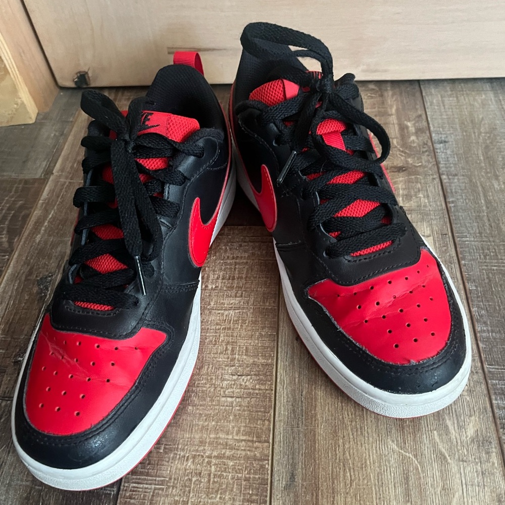 Boys Nike